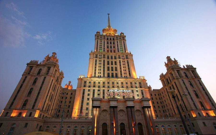 Un paseo por los mejores hoteles de Moscú: ¡Descúbrelos!