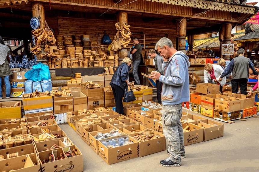 Visita el Mercado de Izmailovo, un lugar genial al que siempre volverás