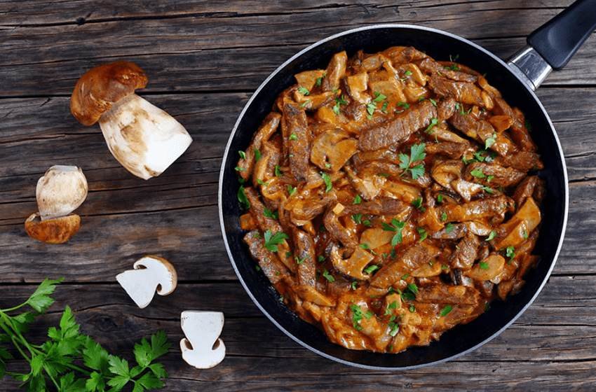Gastronomía rusa: Conoce sus platos típicos y descubre dónde comerlos