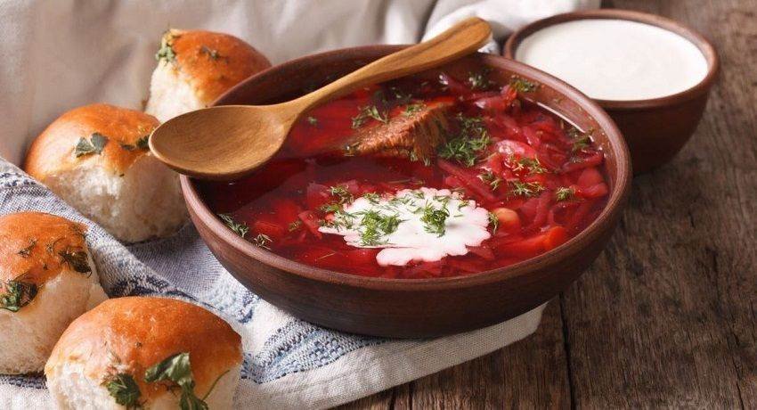 Gastronomía rusa: Conoce sus platos típicos y descubre dónde comerlos