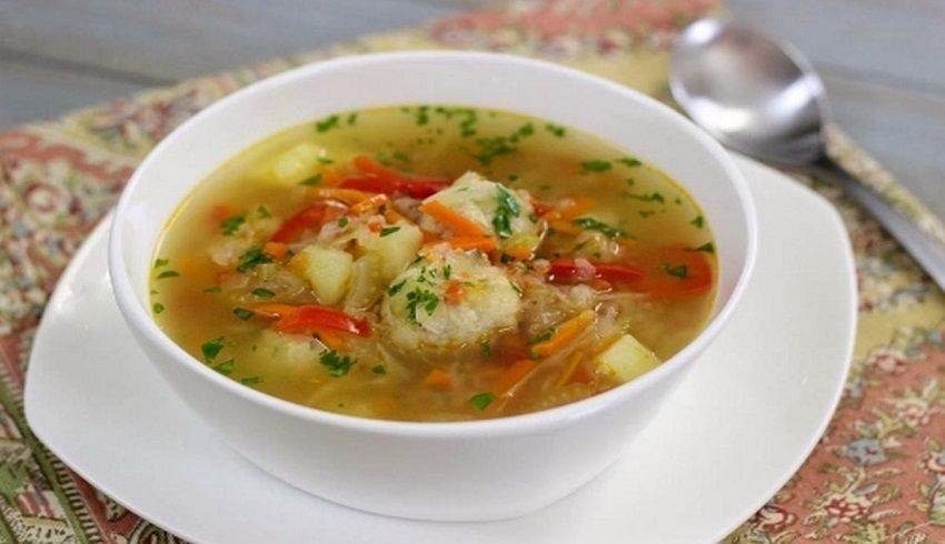 Gastronomía rusa: Conoce sus platos típicos y descubre dónde comerlos