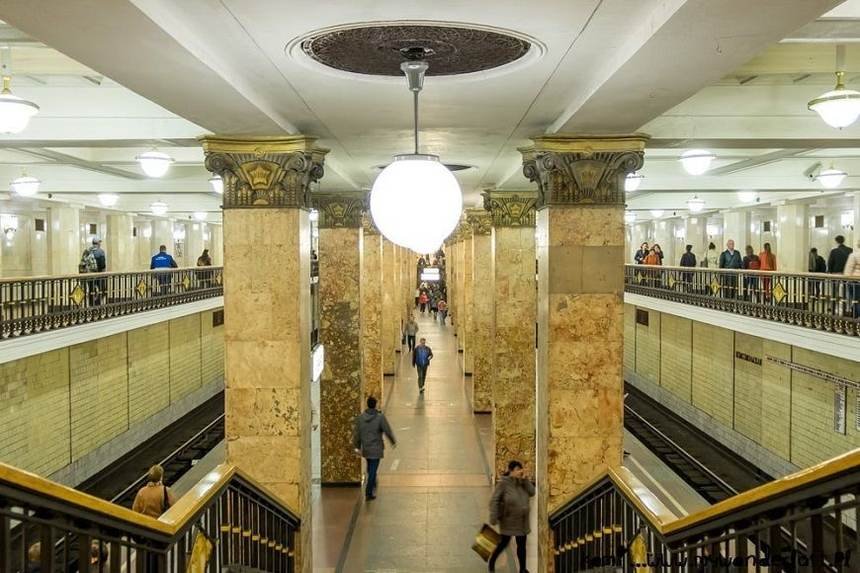 El Metro de Moscú: una obra maestra en el subterráneo de la ciudad
