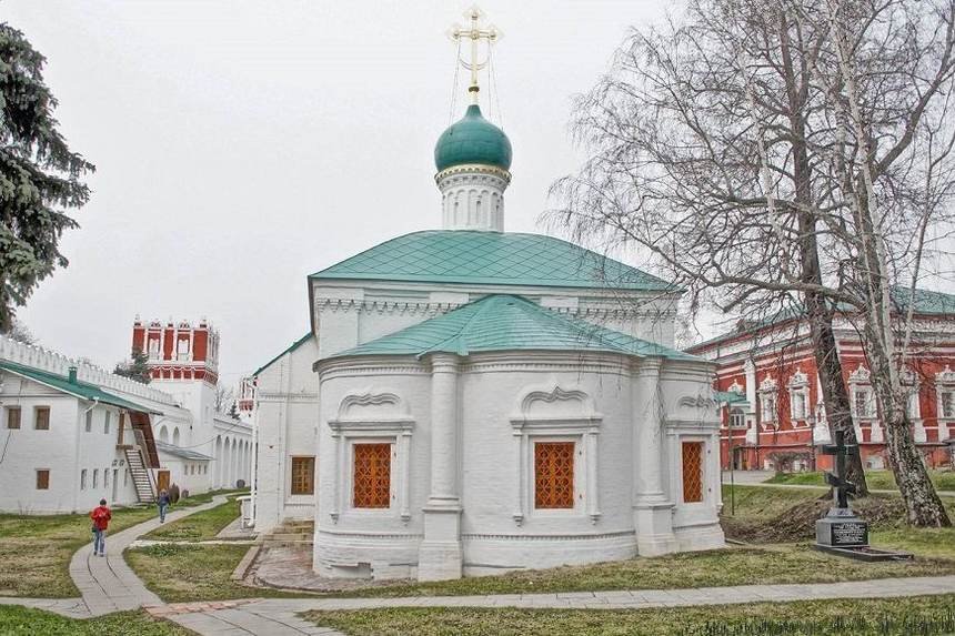 El Convento de Novodévichi, un destino imperdible si visitas Moscú