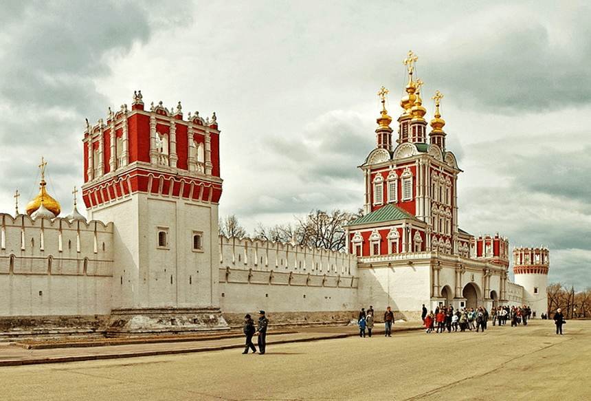 El Convento de Novodévichi, un destino imperdible si visitas Moscú