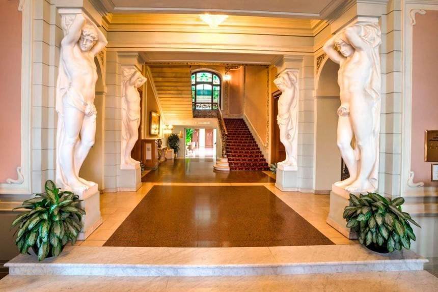 hoteles soviéticos de Moscú, Conoce los mejores hoteles soviéticos de Moscú