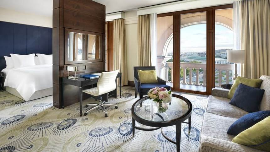 Mejores hoteles de Moscú, Un paseo por los mejores hoteles de Moscú: ¡Descúbrelos!