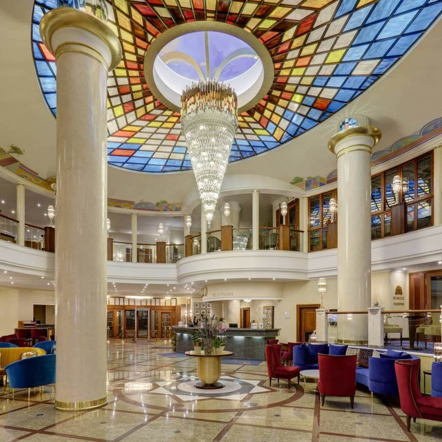 Mejores hoteles de Moscú, Un paseo por los mejores hoteles de Moscú: ¡Descúbrelos!