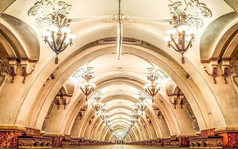 Visita guiada Metro de Moscú español